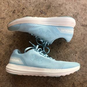tiffany blue under armour surge tennis shoes